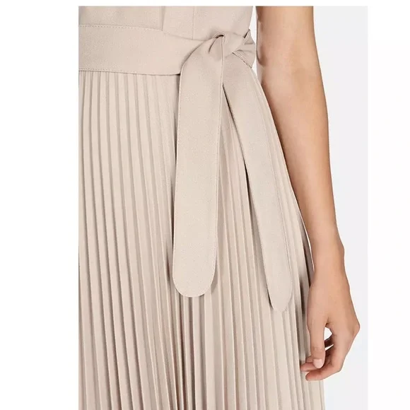 Karen Millen Sleeveless Pleated Skirt Trench Dress in Navy Size 6US - Picture 14 of 16